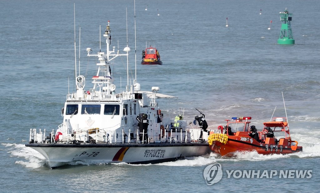 �Y���D�k����