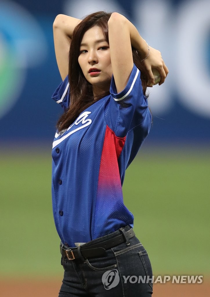 RedVelvet�ߵX���βy�ɶ}�y