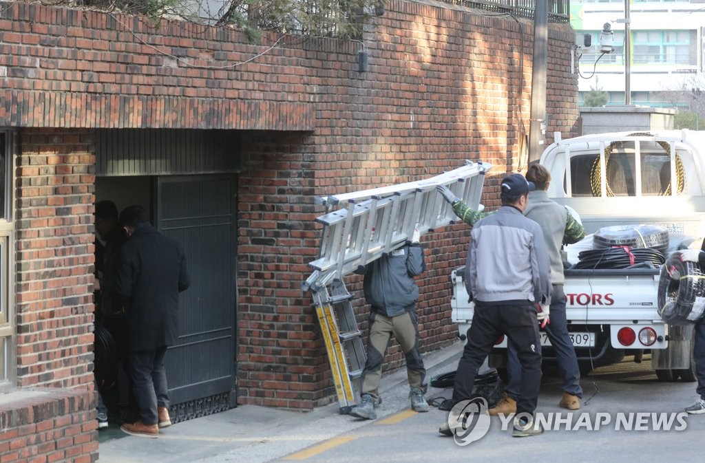 樸槿惠私宅仍在修繕中