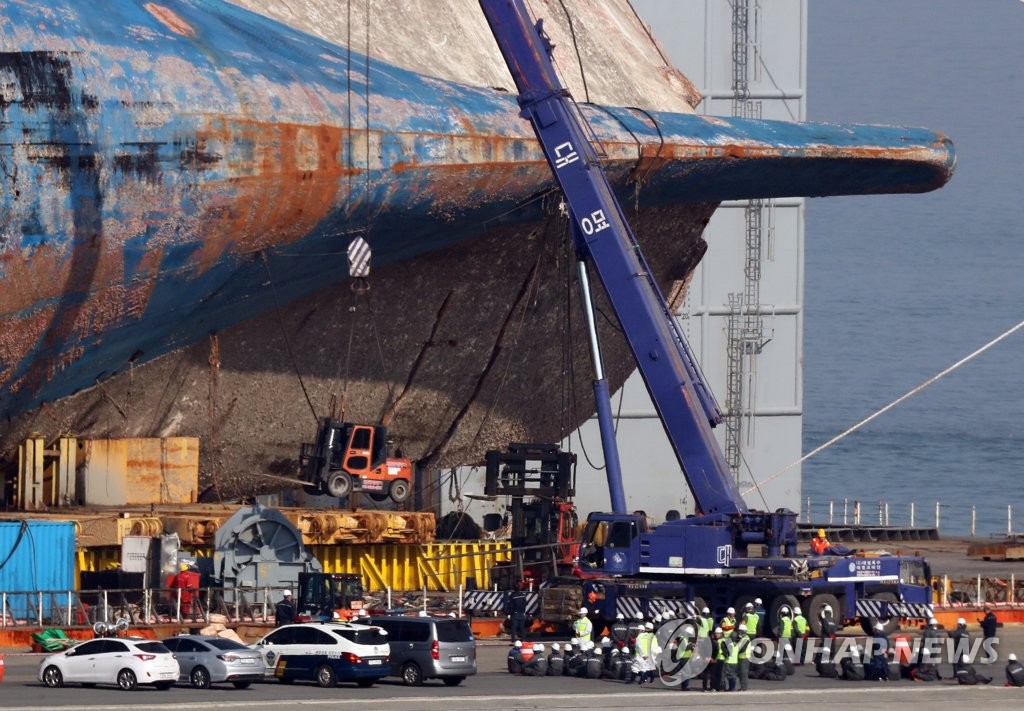 ���@�V�����Τe���M��