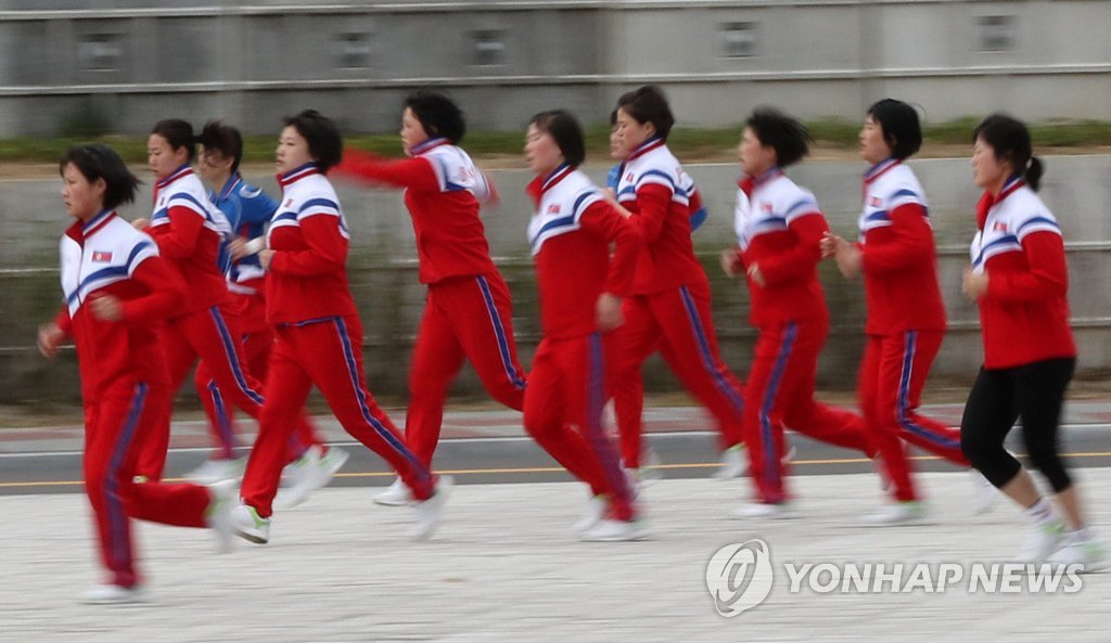 ���A�B�y����������