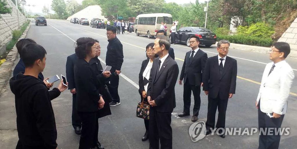 ���n�ؤj�ϼ��ݮը��ƬG�J���̮a��