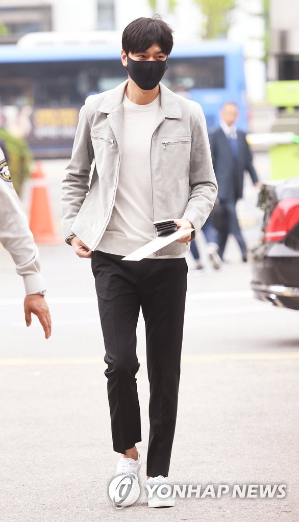 ������}�l�A�L��