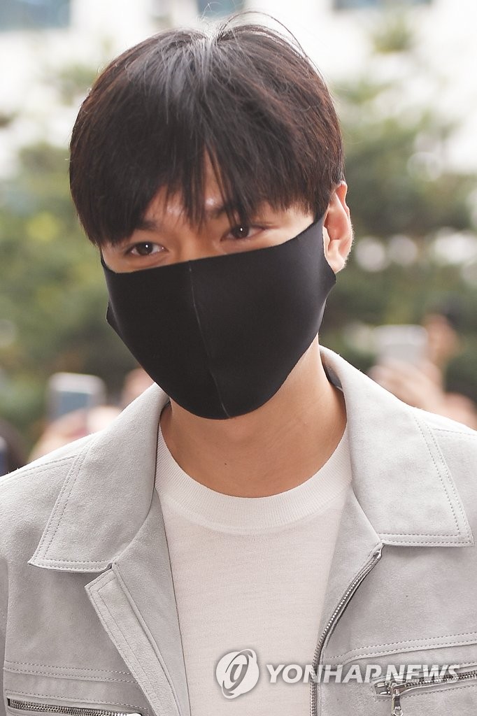 ������_�A�L��