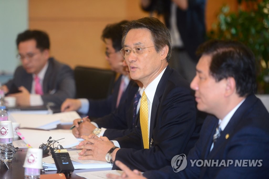 5��25��W�ȡA��F�����e�~��w�O�e�������x���b�����꨾���~�ȳ��i�ɵo���C�]���p���^