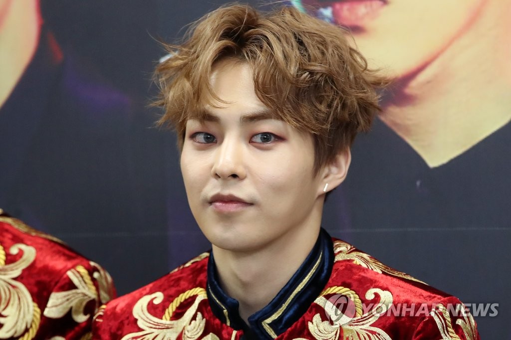 EXO����XIUMIN