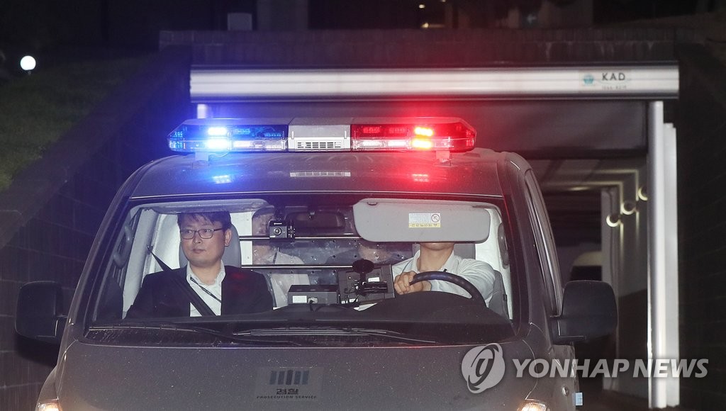 �Z����k����լd