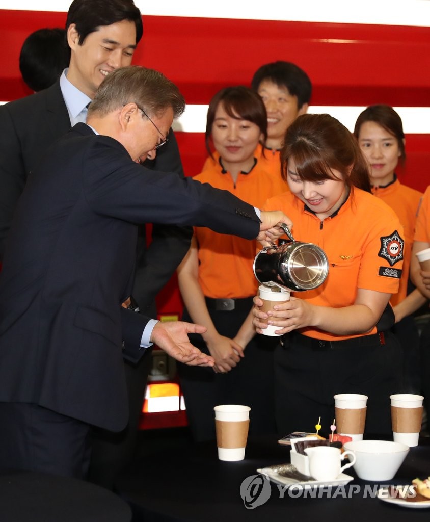 ��b�G�˦۬��������˩@��