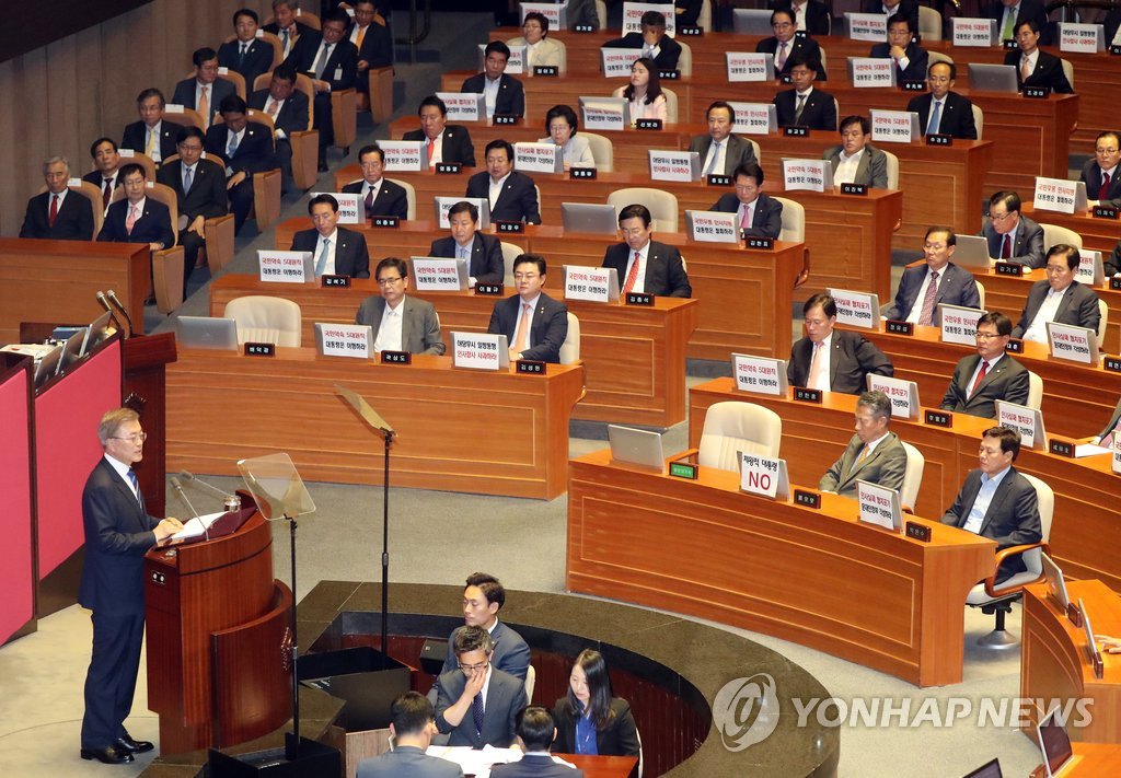 6��12��U�ȡA�b�n����|�A�`�Τ�b�G�]���^�o���I�F�t���C�]���p���^