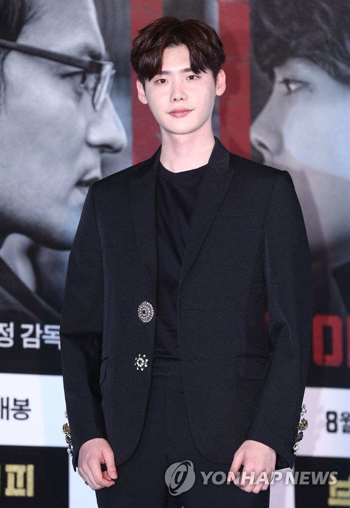 �t��������