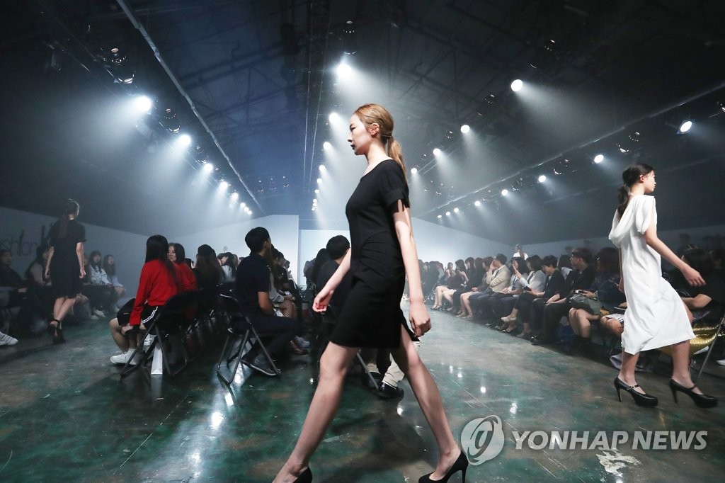 �y�s������N�i�}�� 3�d�E��@�~��m�ɧe - 2