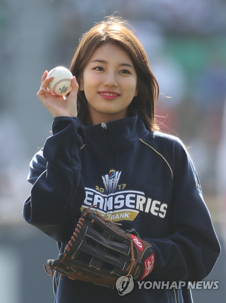 �q�����n��¾�ζ}�y