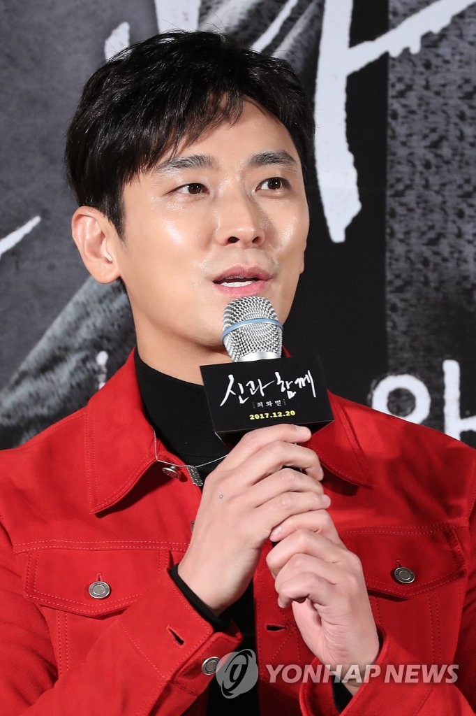 �t��������