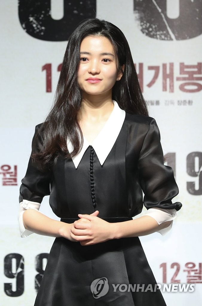 �k��������