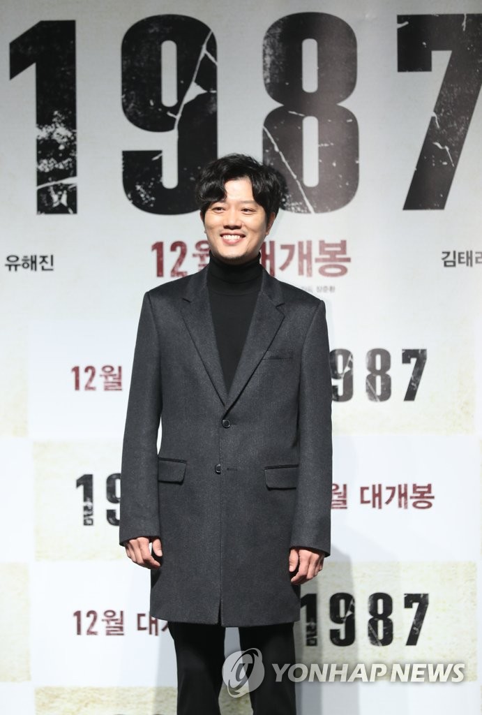 �t���뺳��