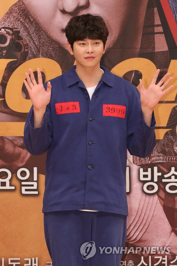 �t��������