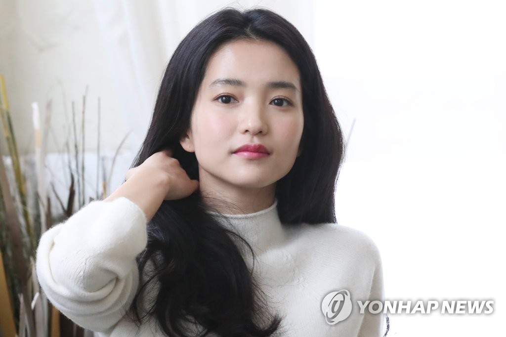 �k��������