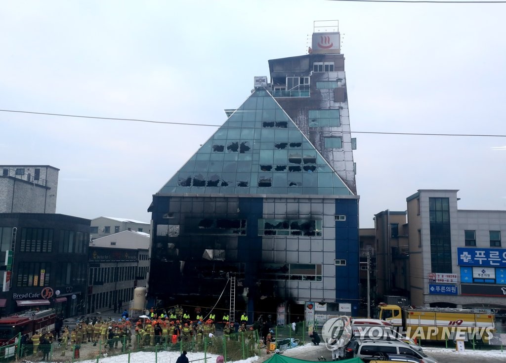 �����t���a�{��