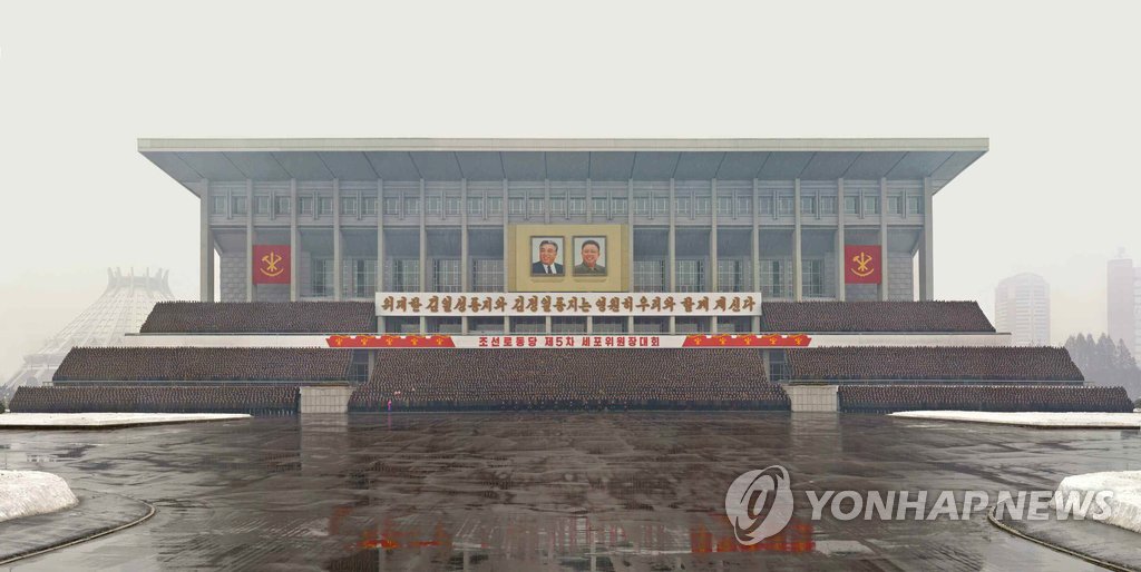 �������P�Ұ��ҲĤ����䳡�e�����j�|�P�|�H���X�v