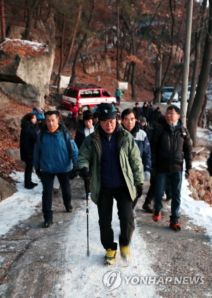 ��b�G�P�����s��s�~