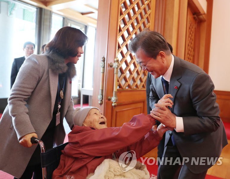 ��b�G�w�Ｂ�w��