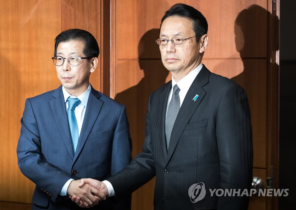 ���駽���|��