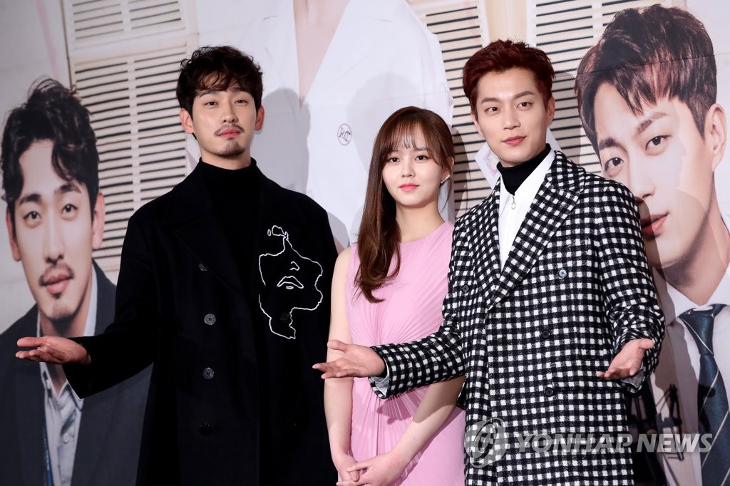 ���@�mRadio Romance�n�o�G�|