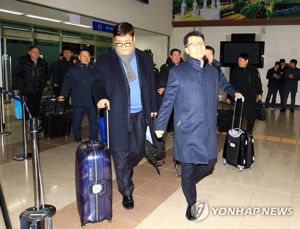 ����������^��