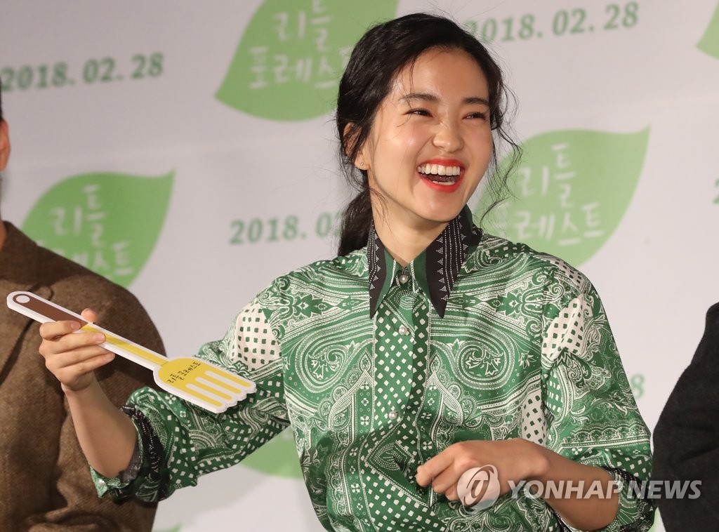 �������}�h�j��