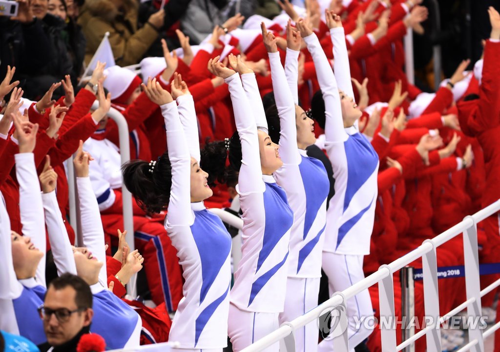 2��10��U�ȡA�b����D���F�B�y���ߡA���A�ԩԶ��������p���[�o�U�¡C�]���p���^