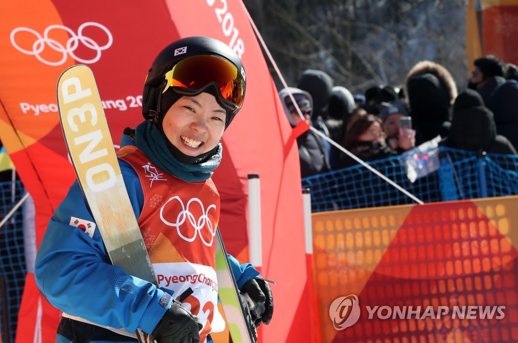 2��17��A�b����D������ĳ��W����A�n���B�ʭ�������]���^�b2018�����V���|�ۥѦ��Ƴ��k�l�Y����ê�ޥ����عw�ɵ����ᨫ�X�ɳ��C�]���p���^