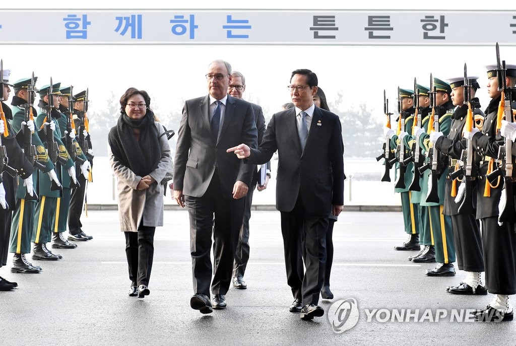 ��h�����˾\���x���M��