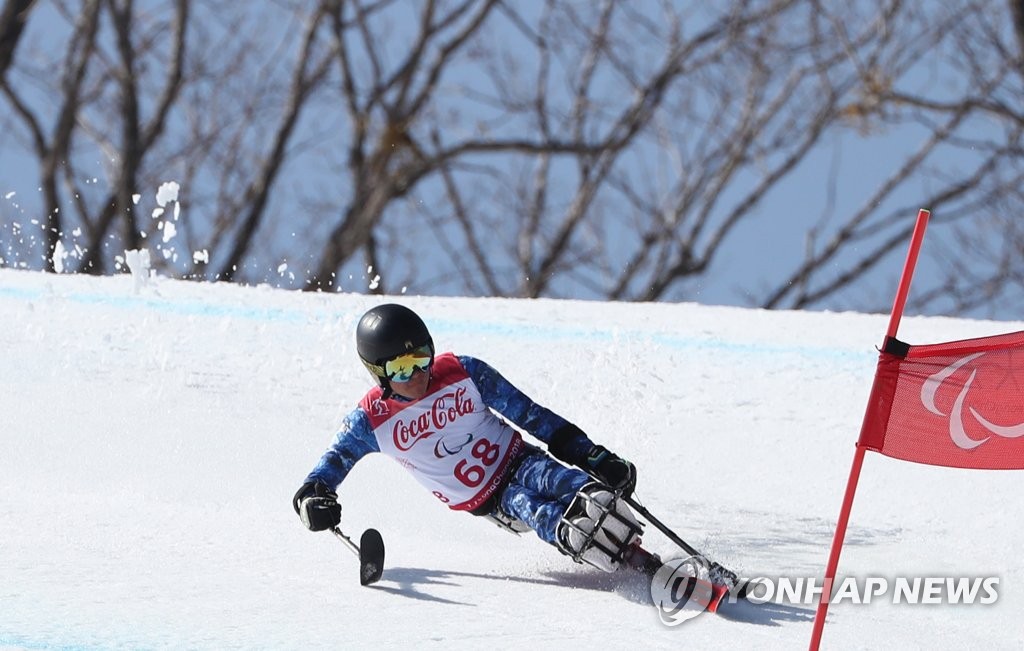 3��13��U�ȡA�b����D�ܵ����s�Ƴ������|�檺�����V�ݶ��|���s�Ƴ��k�l�����W�Ťj�^�ඵ�ؤ��ɤW�A�n����⥿�b��i���ɤ��C�]���p���^