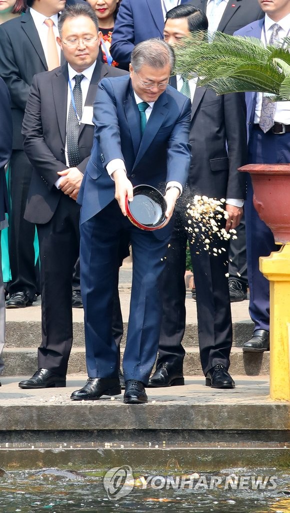 ��b�G����U��