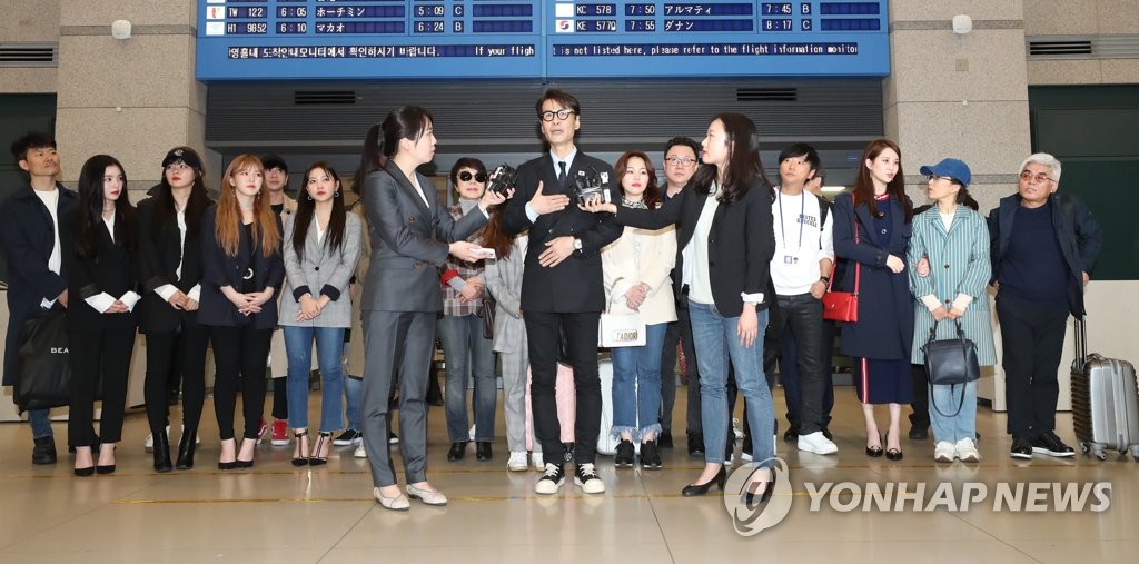 4��4�����A�b���t��ھ����A�n�����N�Ω����ᱵ���C��ĳX�C�]���p���^