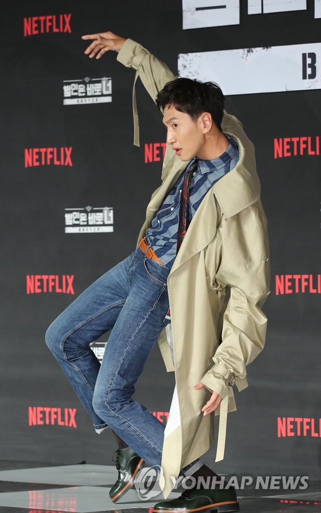 �d�����������x