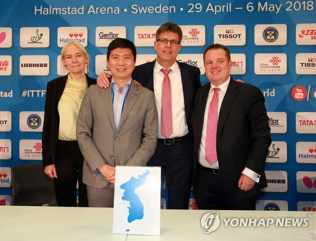 ��ƹϤ��G2��3��A�b���A�h�ӱӡ]���G�^�P��ڥ��H���l�}�O�̷|��X�v�������¥���p�����ɡC�]���p��/�j�����ѹϡ^