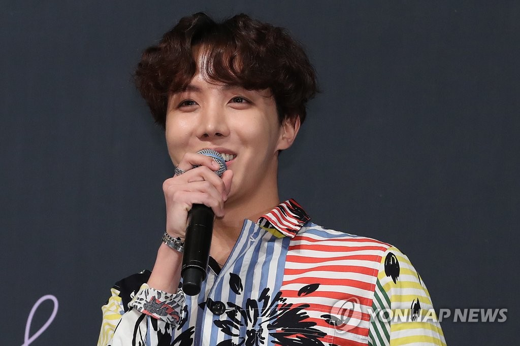 ���u�֦~��J-HOPE