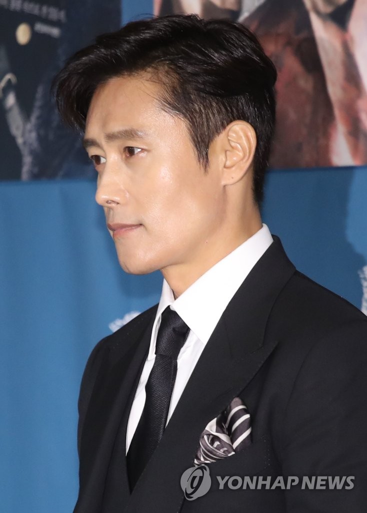 �t��������