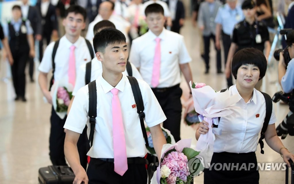 ���A���y�N���Ω���