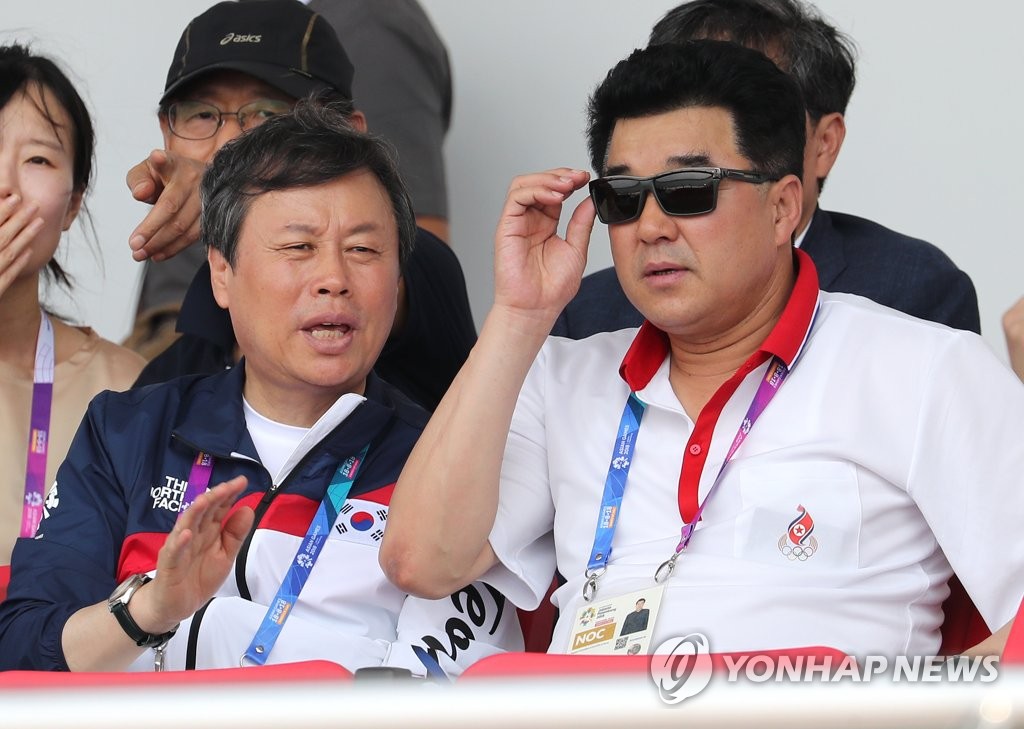 ��ƹϤ��G8��22��W�ȡA�b�L������A�n�����鳡�������ء]���^�M���A��|�۪��@��]�k�^�b�[�������ɸ��p�������ɡC�]���p���^