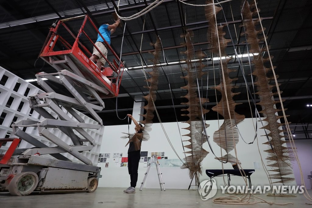 ��ƹϤ��G9��5��A�b���{���_�Ϫ����~�i�i�]�A�u�@�H�����b�i��@�~���]�u�@�C��12�����{���~�i�N��9��6��Զ}�c���A��11��11��b���{���~�i�i�]�B��ߨȬw��Ʒ��󵥦a�i��C���~�i�|���D�D�O���Q������ɡ��A�Ӧ�43�Ӱ�a��165�W�@�a�Ѯi�C�]���p���^