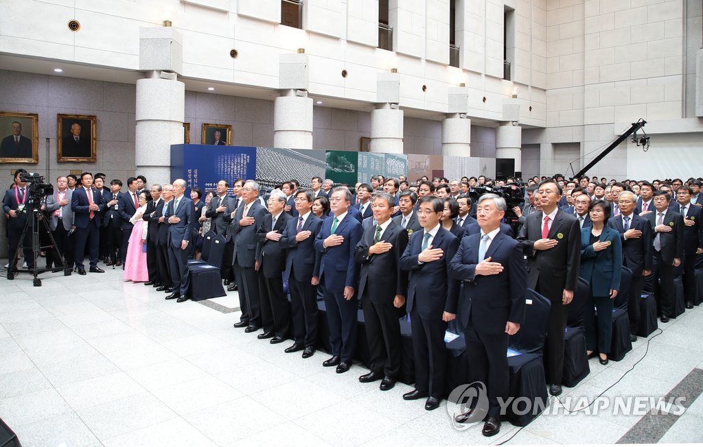 9��16��W�ȡA�n���j�k�|�����j�U�A���`�Τ�b�G�]�e�ƥk�|�^�B�j�k�|�����R�x�]�k�T�^�B�˪k�k�|���������]�k���^���H�b�V��X�q§�C�]���p���^