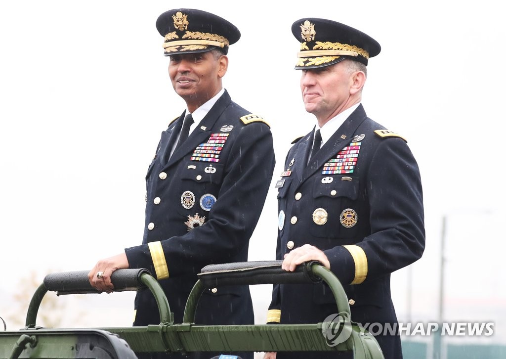 11��8��W�ȡA�b���ʽB�D���A�����n�����x��a���~�����硨�|�檺�n�����x�q�O�汵�����W�A�e���q�O��˯S·���|�J���]���^�M�s���q�Où�B�S·�㥬�ԩi���@�P�˾\���M���C(���p��)