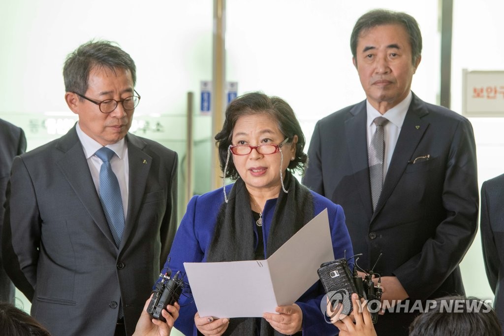 11��19��A�b�F���u�n�_�X�J�ҨưȩҡA�{�N���η|���ȭs���]���G�^�����O�̹αĳX�C�]���p��/�T���p�ѹϡ^