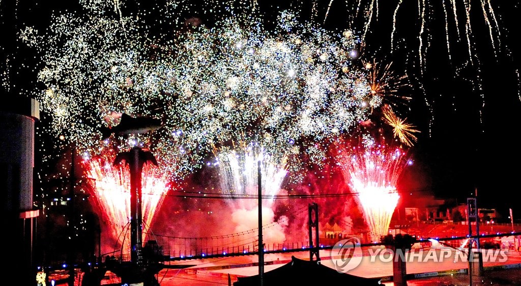 ��ƹϤ��G��16���ؤt�s�W���y��b���R���Ϫᤤ�꺡�����C���p��/�ؤt�p�F���ѹϡ]�Ϥ��Y�T����ƻs�^