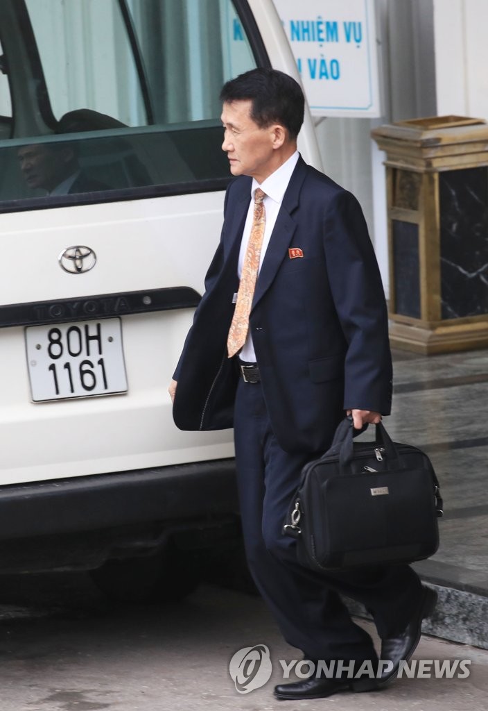 ���a�ɶ�2��25��A�b�e���A�Z�d�@���X�V�n�F���ﻫ�]�C�]���p���^