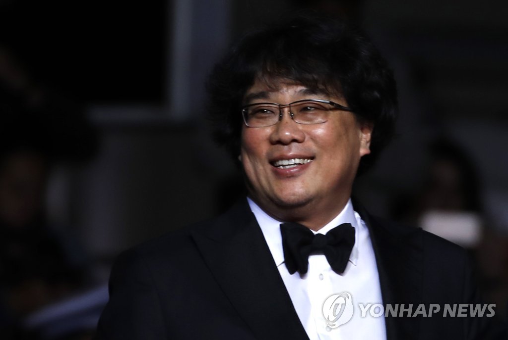 奉俊昊在戛納電影節。(韓聯社/歐新社)