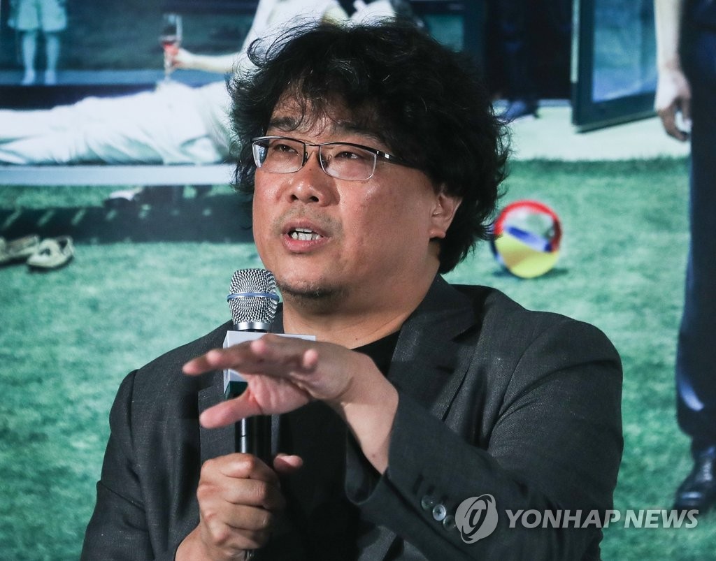 ��ƹϤ��G5��28��A�b������CGV�P�E�׼v���s�s�R�_�ȩ��A�q�v�m�H���Ρn�X�u�Ӥ��C��լM�|�õ��O�̰ݡC ���p��