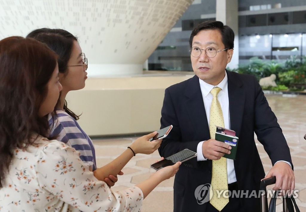 7��9��W�ȡA�b�������������A�������b�n���u�ثe�����O�̱ĳX�C ���p��